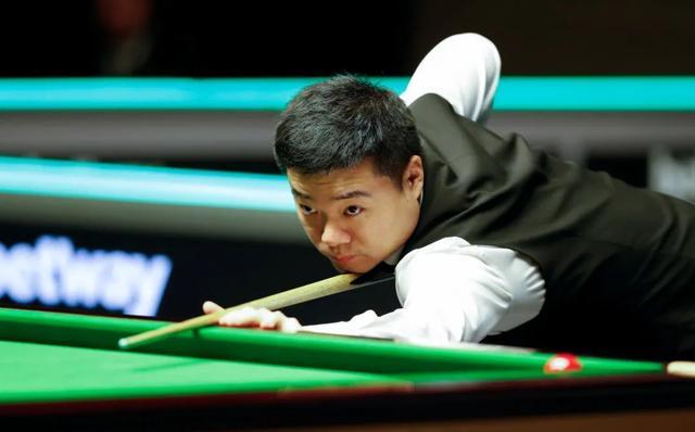 中场核心 中场核心